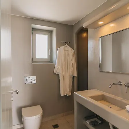 Olive Garden Luxury Apartment