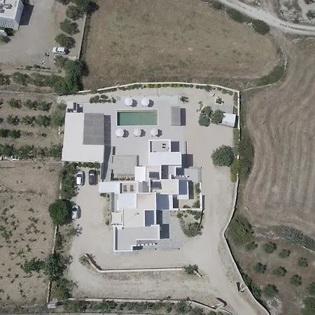 Olive Garden Luxury Apartment Angairia