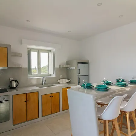 Olive Garden Luxury Apartment Angairia