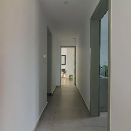 Olive Garden Luxury Apartment