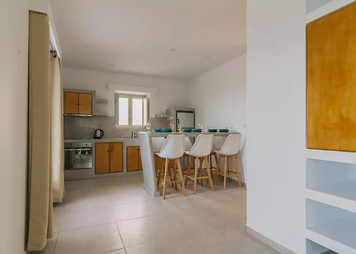 Olive Garden Luxury アパート Angairiá